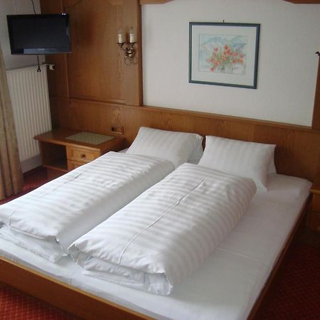 Tanneck Garni Apartamento Berwang Exterior foto