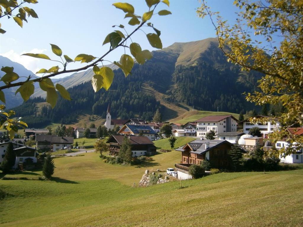 Tanneck Garni Apartamento Berwang Exterior foto