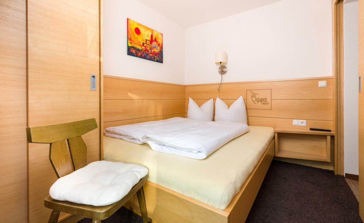 Tanneck Garni Apartamento Berwang Exterior foto