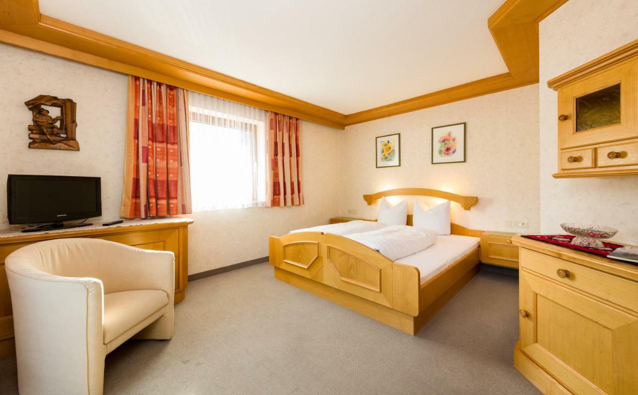Tanneck Garni Apartamento Berwang Exterior foto